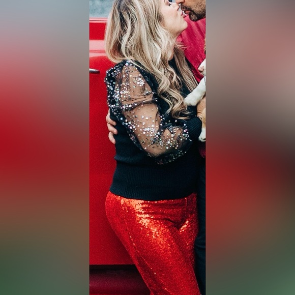 Black top and red sequence pants - Picture 3 of 3